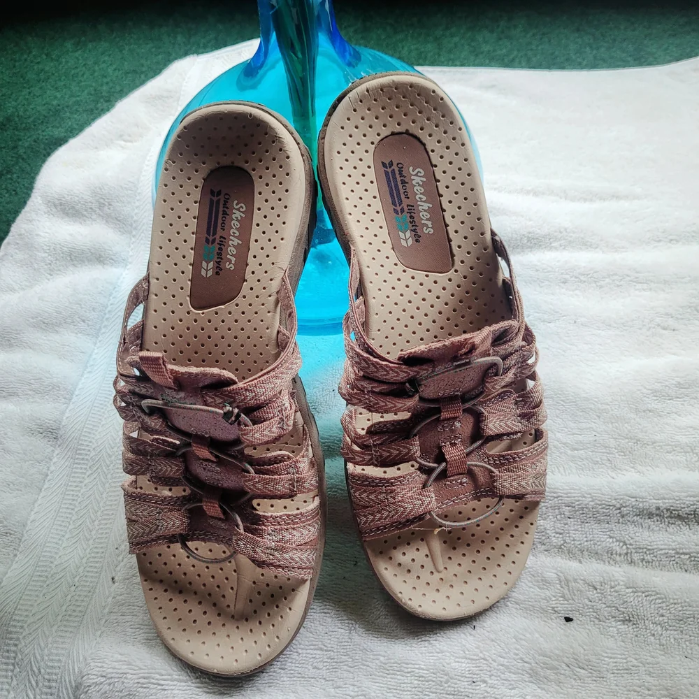 Skechers Tan Women's Sandals - Picture 5 of 6